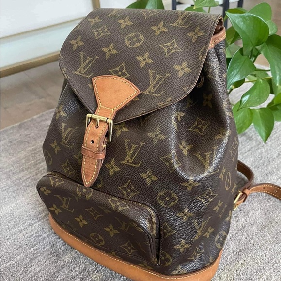 Louis Vuitton Handbags - Vintage Montsouris MM Backpack